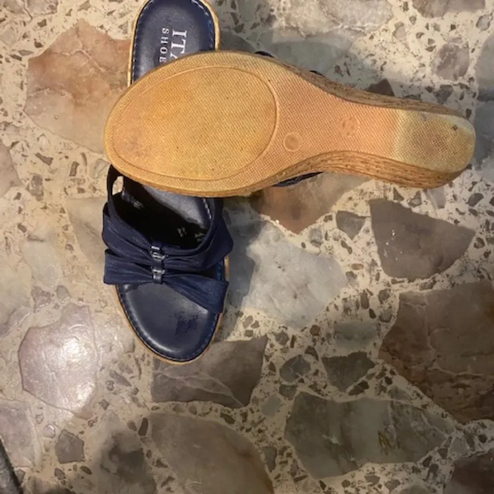 Italian Shoemaker Cork Wedge Navy Blue sandals, size 9